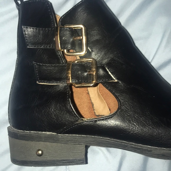 Bucco Black Leather Buckle Ankle Boots sz 7 Beatle - Picture 5 of 5